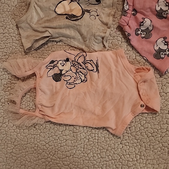 Minnie Mouse baby clothes - Picture 2 of 4